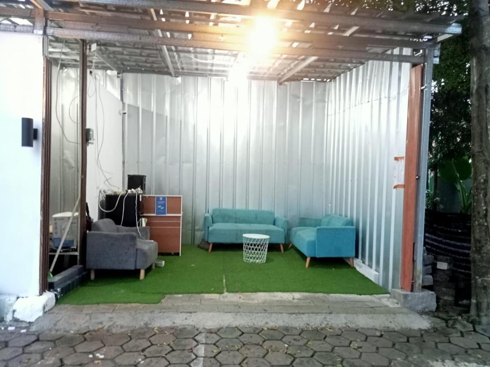 Algira Guest House Gunungbatu Syariah Cimanggu Eksteriør billede